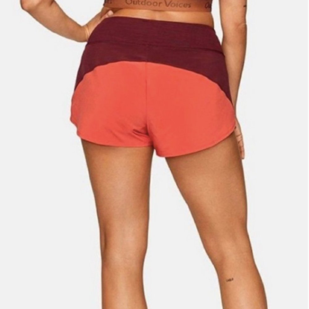 Outdoor Voices Hudson Shorts in Paprika Blooms - Picture 6 of 11